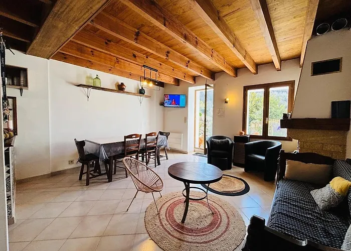 Belle Maison De Montagne Proche Ajaccio Hébergement de vacances *