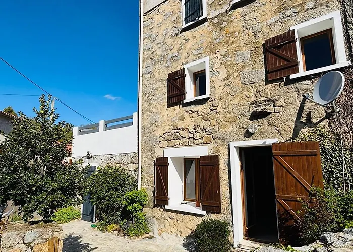 Belle Maison De Montagne Proche Ajaccio בית נופש